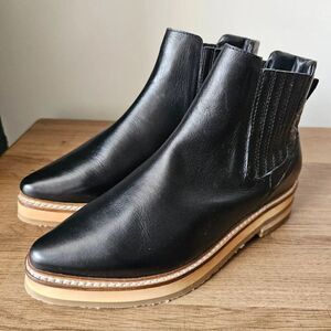 EUC ROOLEE PRINCE BOOTIES BLACK LEATHER SIZE 6 WOMENS